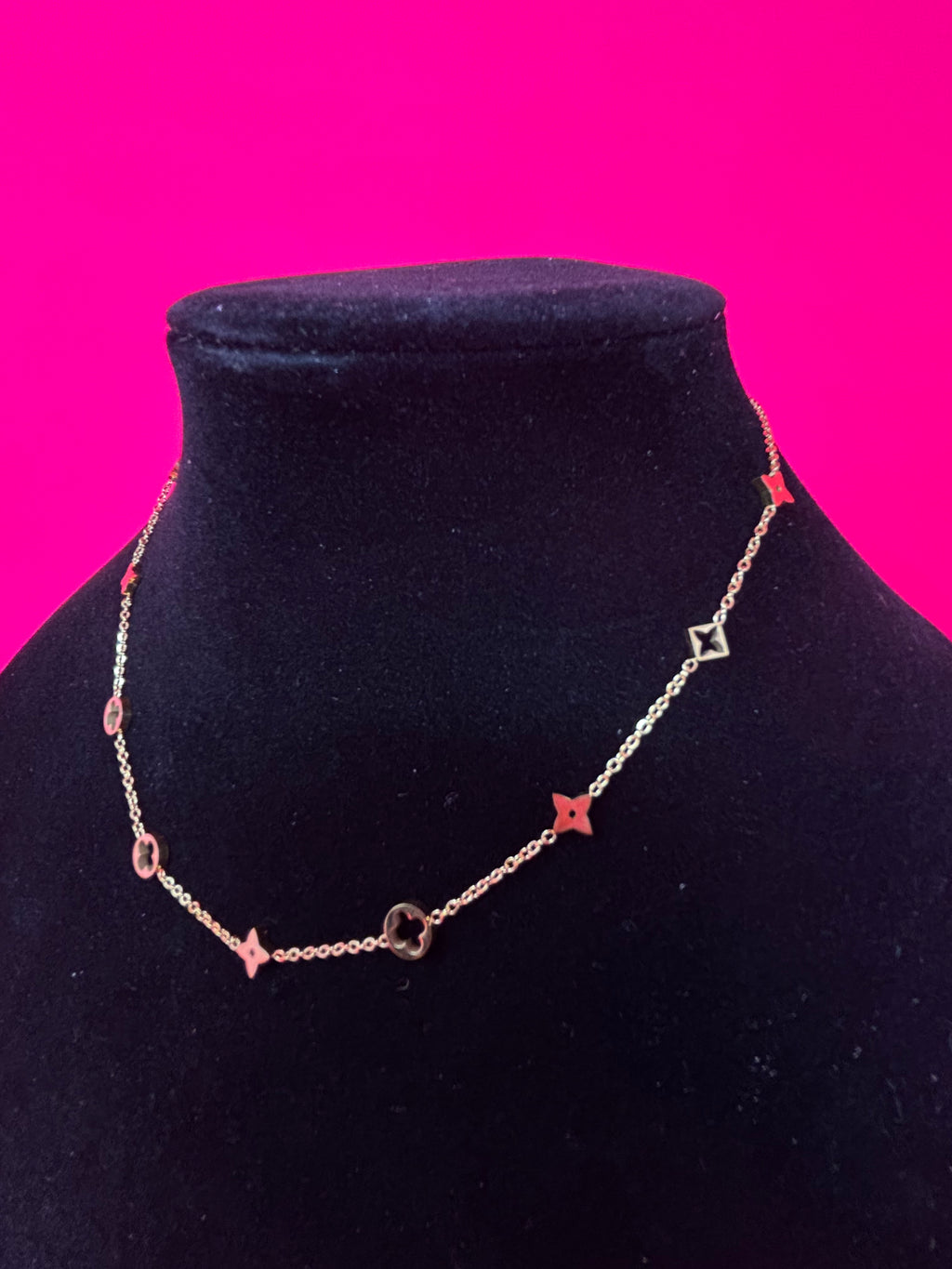 Monogram Star Elegance Chain