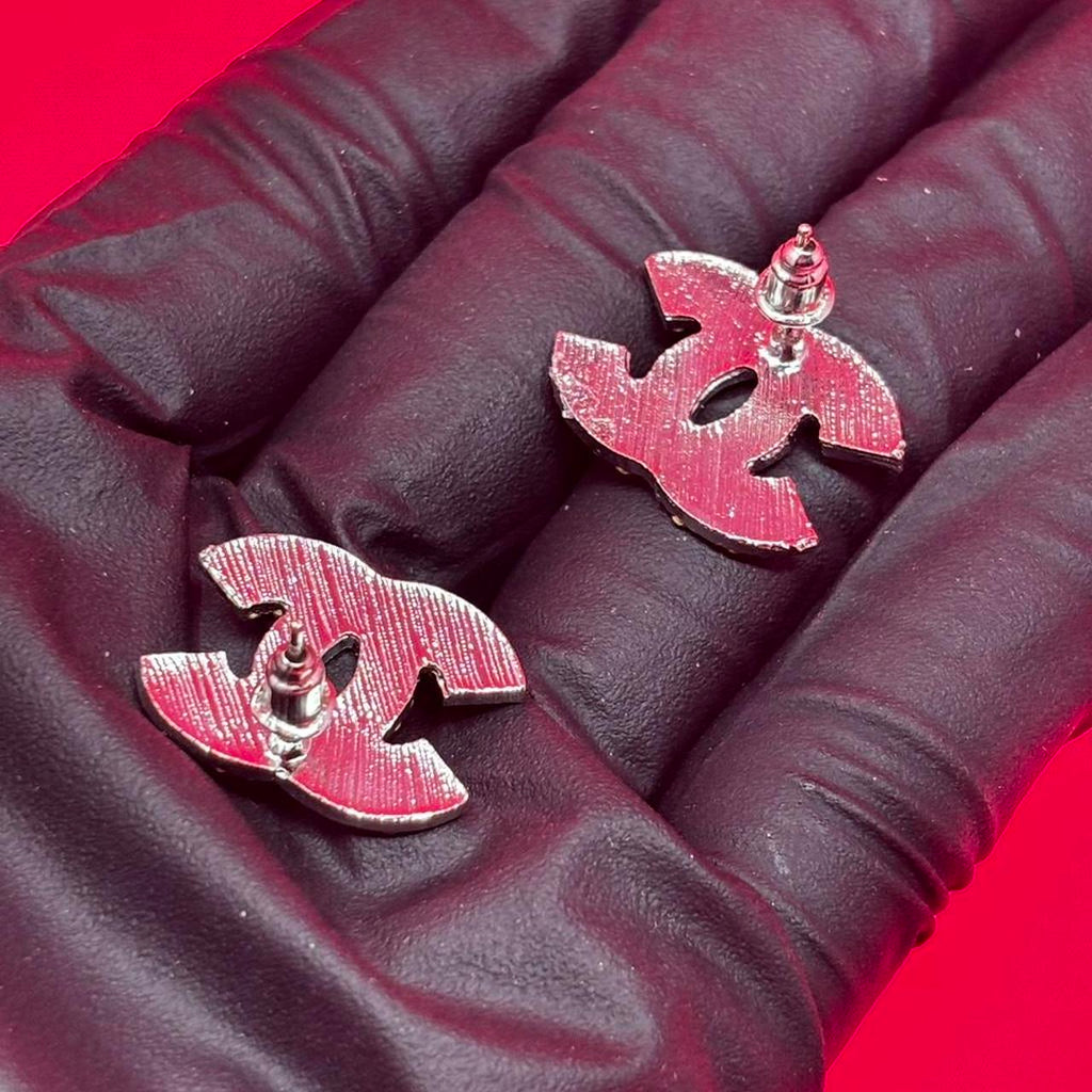Silver Pearl Luxe CC Studs